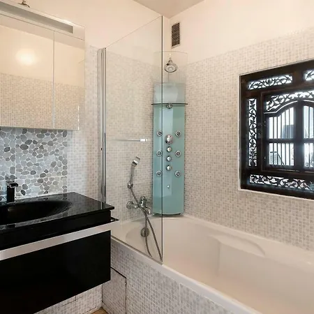 Apartman Charming Paris Flat With Terrace By Guestready